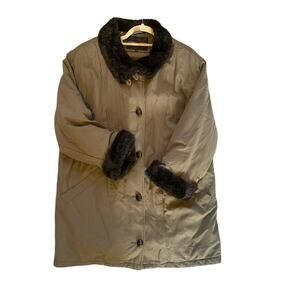 Forecaster of Boston Unisex Medium Olive Army Green Winter Parka Jacket Faux Fur